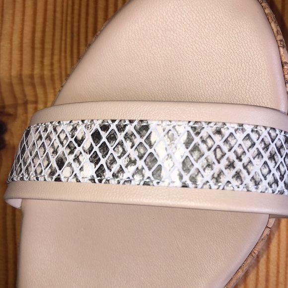 ✨ALFANI WEDGES✨ - Picture 6 of 6